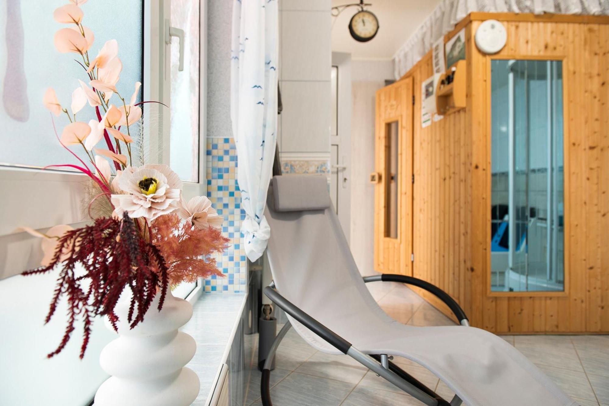 Spawo Mit Sauna Und Whirpool Pfullendorf Dış mekan fotoğraf