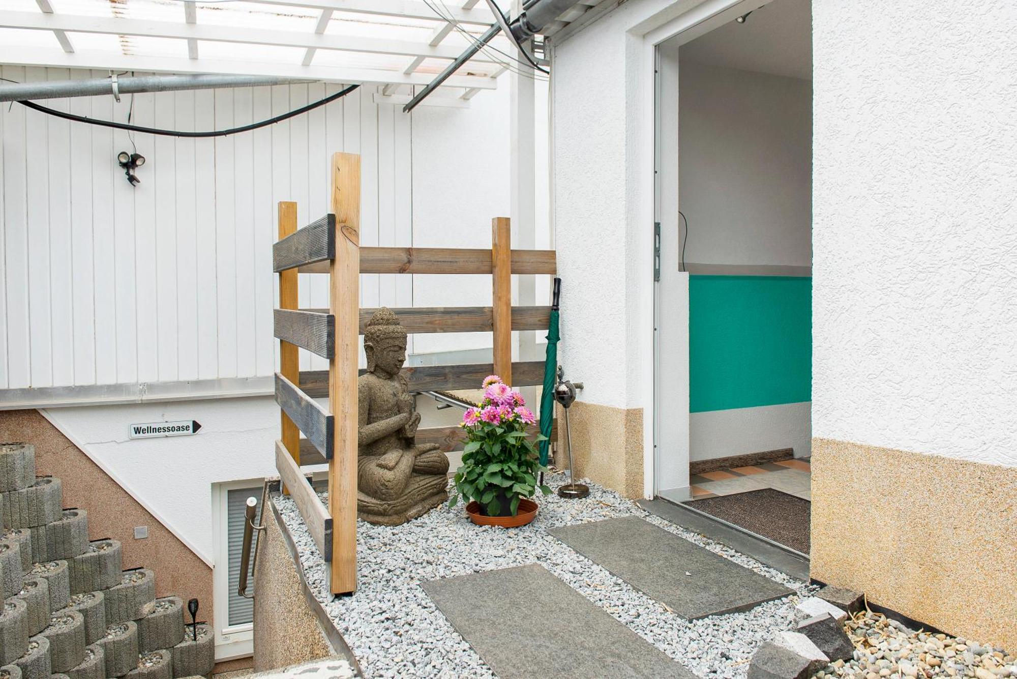Spawo Mit Sauna Und Whirpool Pfullendorf Dış mekan fotoğraf